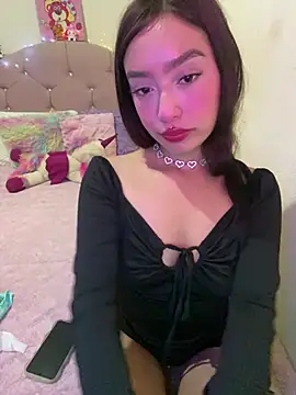 Miakittyyy online show from 04-21-26, 02:23