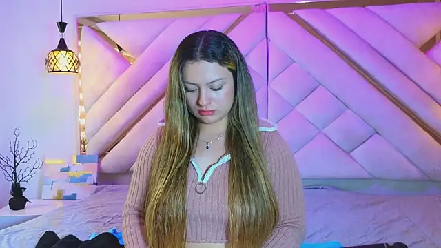 giigii hadidd online show from 04-13-26, 07:18