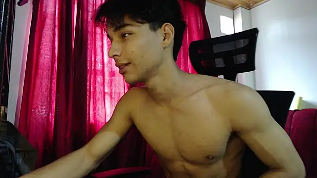 Snapshot of Marck-Pro chatting on 05-21-26, 04:26 Marck-Pro online show from 05-21-26, 04:26