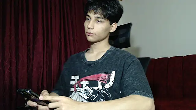 Snapshot of Marck-Pro chatting on 04-25-26, 12:02 Marck-Pro online show from 04-25-26, 12:02