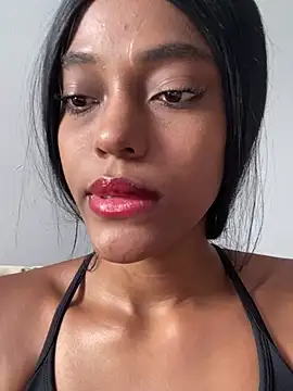 Brunette  Hot XXX online show from 04-20-26, 09:05