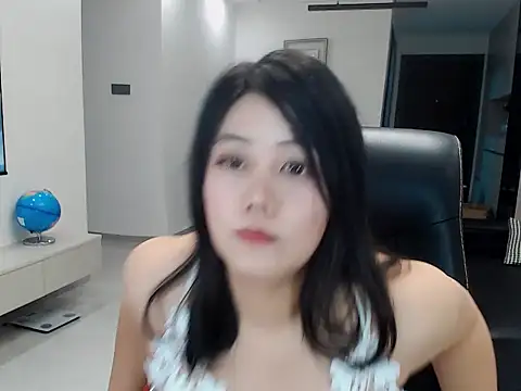 Feifei123521 online show from 04-18-26, 06:27