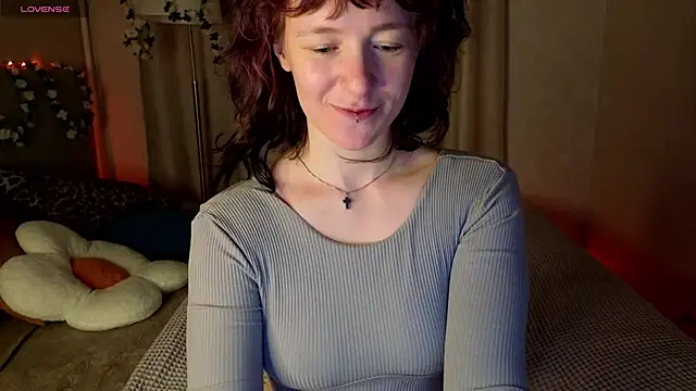 Ricki Bloom online show from 05-11-26, 02:45