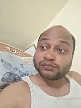 Snapshot of thenudemale chatting on 06-18-26, 06:46 thenudemale online show from 06-18-26, 06:46