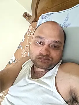 Snapshot of thenudemale chatting on 05-14-26, 05:54 thenudemale online show from 05-14-26, 05:54