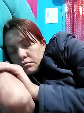 carolinhe26 online show from 04-16-26, 10:45