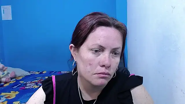 carolinhe26 online show from 07-09-26, 09:14