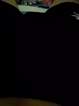 Snapshot of thichgaidambu chatting on 04-21-26, 07:26 thichgaidambu online show from 04-21-26, 07:26