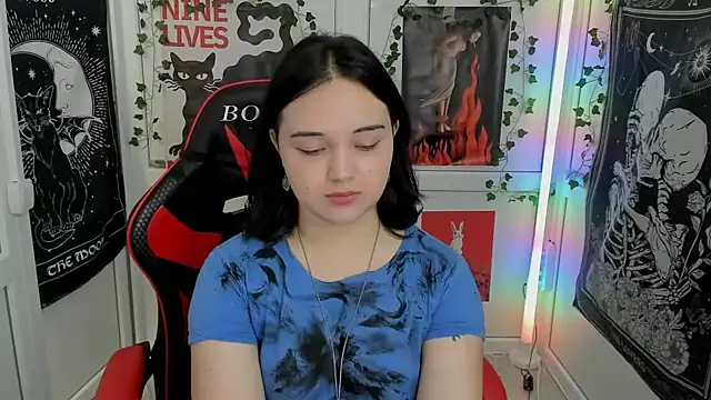 Snapshot of Caroline_cutte chatting on 07-02-26, 06:19 Caroline cutte online show from 07-02-26, 06:19