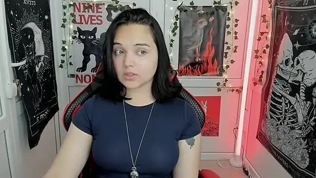 Snapshot of Caroline_cutte chatting on 07-09-26, 06:03 Caroline cutte online show from 07-09-26, 06:03