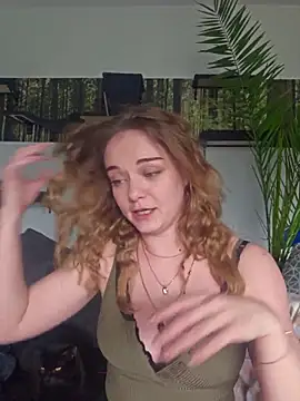 AliceLiddle  online show from 04-17-26, 11:57