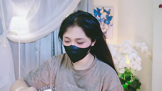 Chan Chann online show from 05-17-26, 01:11