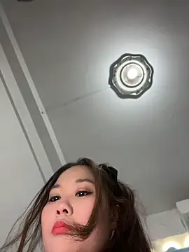 xiaoxiao 02 online show from 04-14-26, 03:44