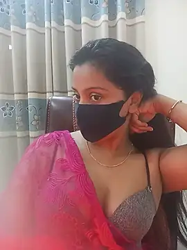 Snapshot of zareen_approach chatting on 06-27-26, 05:19 zareen approach online show from 06-27-26, 05:19