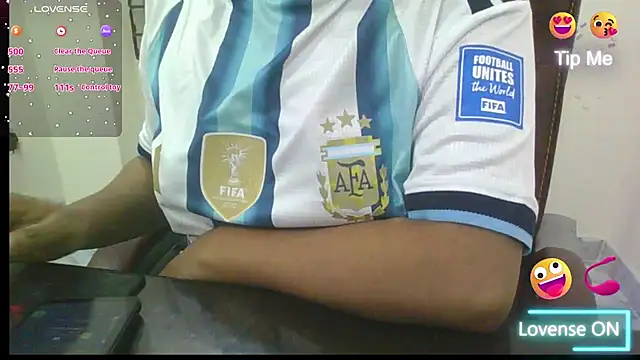 Snapshot of zareen_approach chatting on 07-04-26, 06:45 zareen approach online show from 07-04-26, 06:45