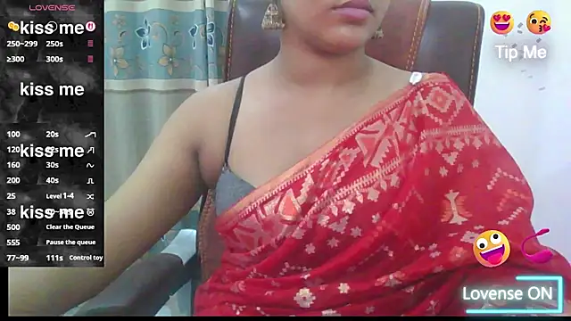 Snapshot of zareen_approach chatting on 07-18-26, 05:43 zareen approach online show from 07-18-26, 05:43