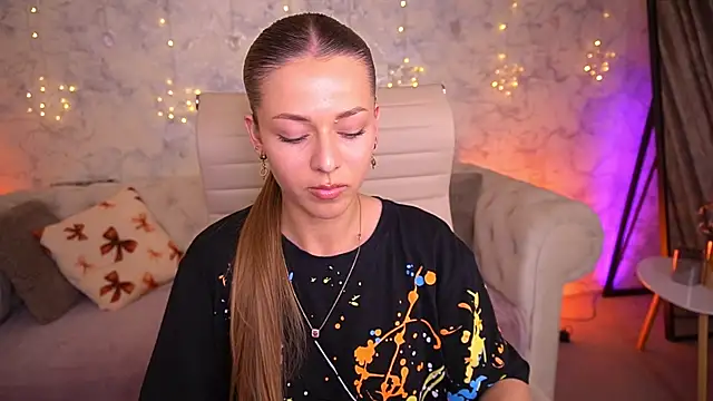 DoveLovee online show from 05-05-26, 12:52
