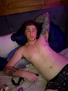 Snapshot of PullTheJackpot chatting on 04-16-26, 01:12 PullTheJackpot online show from 04-16-26, 01:12