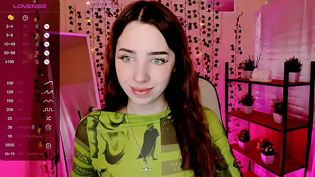 CharliGrace  online show from 05-08-26, 06:50
