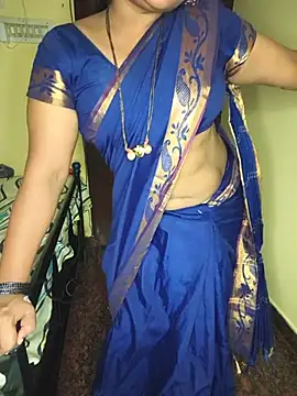 Snapshot of ur_love_kannada1 chatting on 07-18-26, 11:41 ur love kannada1 online show from 07-18-26, 11:41