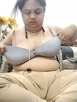 hotsilk21 online show from 05-23-26, 05:34