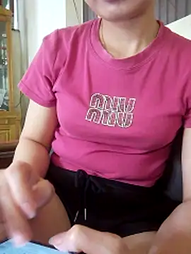 Snapshot of Rio274 chatting on 04-13-26, 01:09 Rio274 online show from 04-13-26, 01:09