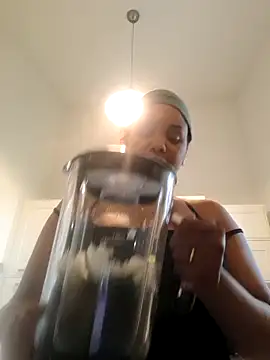 Roxan26 online show from 04-10-26, 04:47