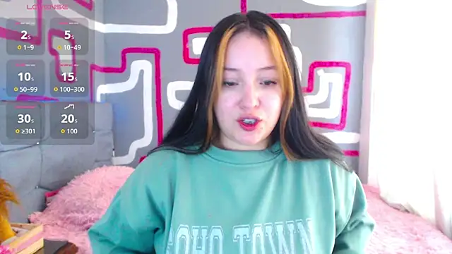 Snapshot of vero_doll12 chatting on 05-06-26, 01:48 vero doll12 online show from 05-06-26, 01:48