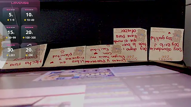 Snapshot of vero_doll12 chatting on 05-29-26, 12:44 vero doll12 online show from 05-29-26, 12:44