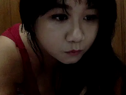 Snapshot of vixenrae chatting on 04-13-26, 07:40 vixenrae online show from 04-13-26, 07:40