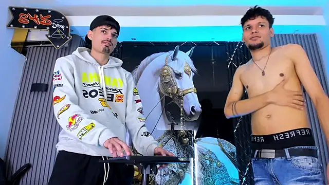 Iam steven  online show from 04-10-26, 03:19