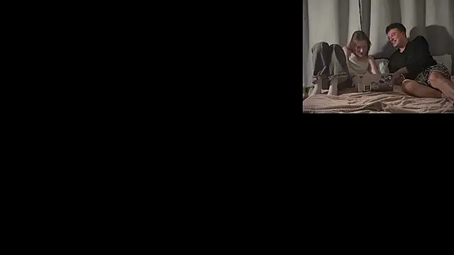 Snapshot of oakpatch chatting on 04-10-26, 04:58 oakpatch online show from 04-10-26, 04:58