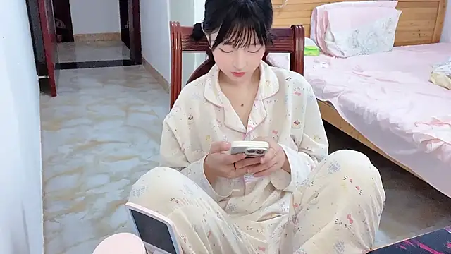 Kaixin-baobao online show from 04-18-26, 10:50