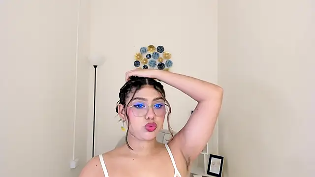 Mallory Lee online show from 05-06-26, 12:09