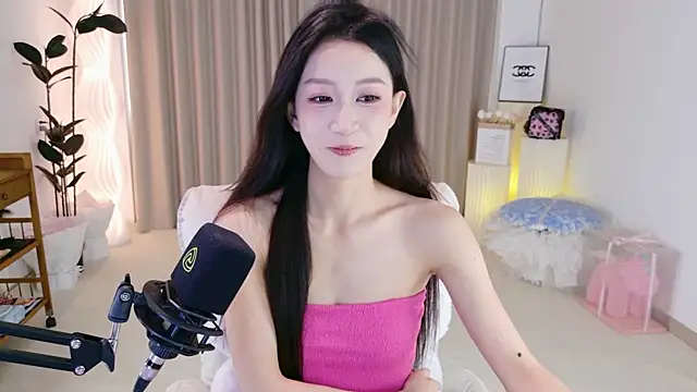 Dancing-CoCo-Pro online show from 05-28-26, 04:53
