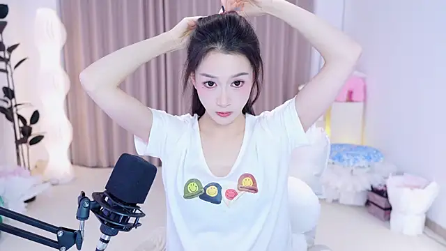 Snapshot of Dancing-CoCo-Pro chatting on 07-19-26, 06:00 Dancing-CoCo-Pro online show from 07-19-26, 06:00