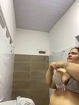 marianacooper120730 online show from 04-15-26, 07:18