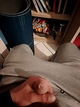 BarringHandling online show from 04-18-26, 08:09