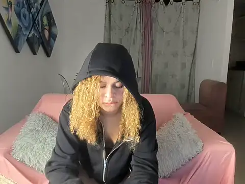 Michellblue online show from 07-07-26, 06:47