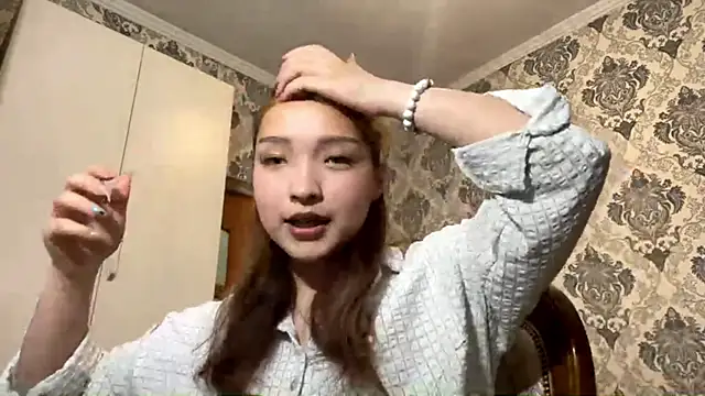 CordieCarone online show from 04-14-26, 03:39