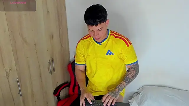 DrakeSmith  online show from 07-07-26, 11:41