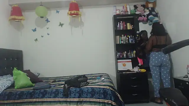 Snapshot of hotbrunettecasandra chatting on 03-13-25, 11:08 hotbrunettecasandra online show from 03-13-25, 11:08