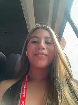 Kimmiebellarie online show from 04-28-26, 02:21