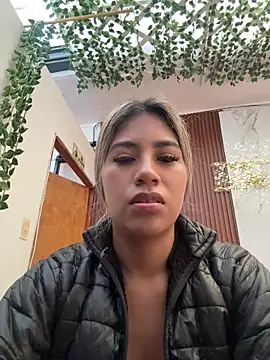 Kimmiebellarie online show from 05-25-26, 12:15
