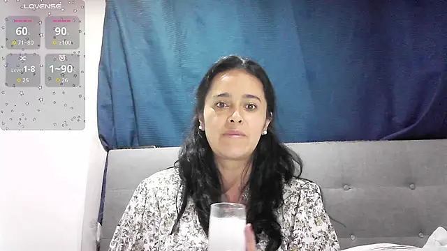 Estefany-magic online show from 07-18-26, 12:52