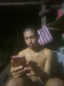 Snapshot of Mellvinn chatting on 07-29-26, 05:39 Mellvinn online show from 07-29-26, 05:39