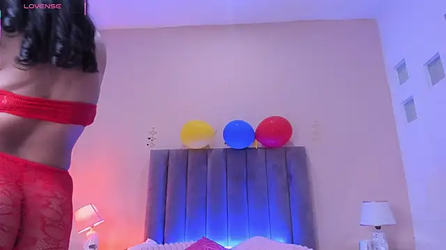 scarlet pielcanela online show from 06-20-26, 08:47