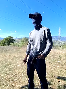 Snapshot of SamExhEd99 chatting on 09-20-25, 12:43 SamExhEd99 online show from 09-20-25, 12:43