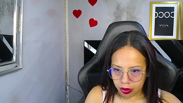 Snapshot of valerytp chatting on 06-18-26, 02:43 valerytp online show from 06-18-26, 02:43