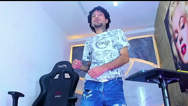 Josh Hot Sex online show from 04-16-26, 11:55